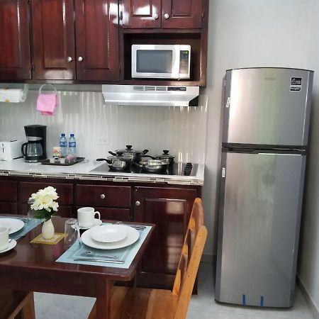 Royal View Apartment Plus Belize City Exterior photo