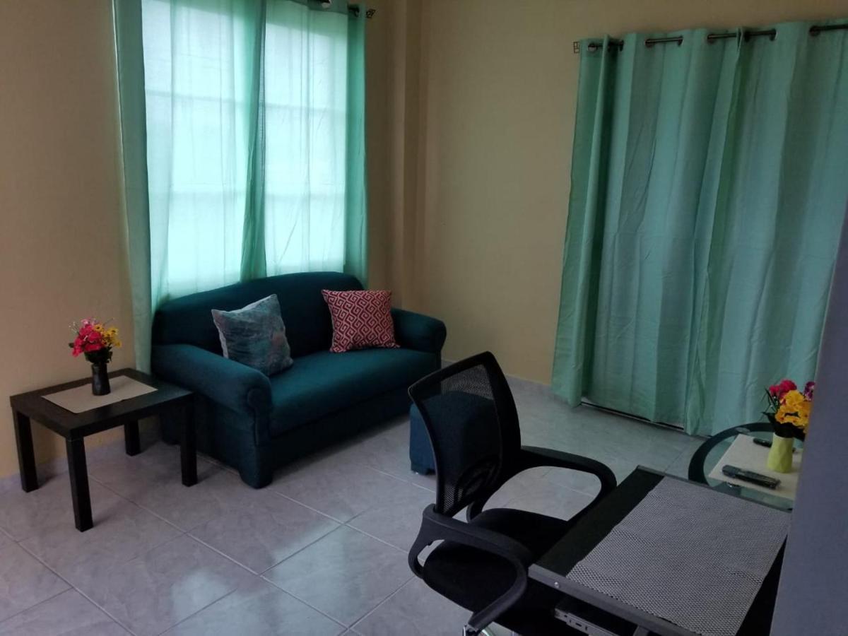 Royal View Apartment Plus Belize City Exterior photo